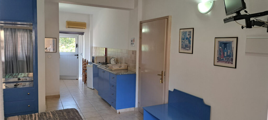 C&A HOTEL APARTMENTS, POLIS CYPRUS INTER-CONNECTING STUDIO NO6